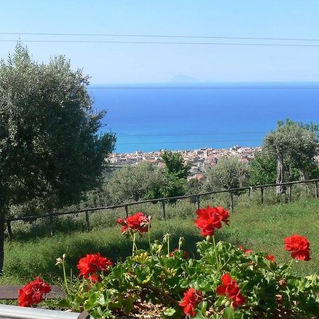 Agriturismo Serre SantʼAgata di Militello Dış mekan fotoğraf
